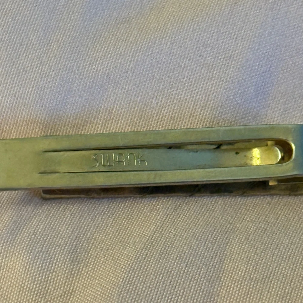 Swank Two Tone Textured Men's Tie Clip
